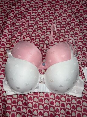 NWT 2-Pack Pink & White Heart Print Push-Up Bras 💕